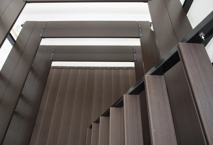 Декинг (напольное покрытие) для погреба Т 1900 - деревянный настил